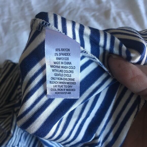 NWOT Socialite striped skater dress size L - Picture 5 of 5